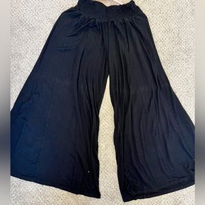 Black flair pants from earthbound